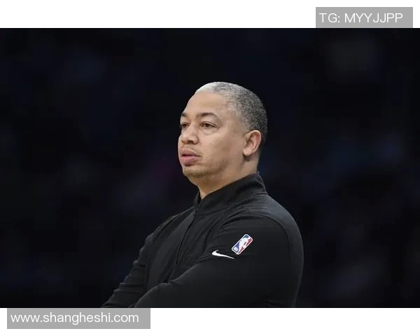 快船主帅宣布下课，球队需重新调整