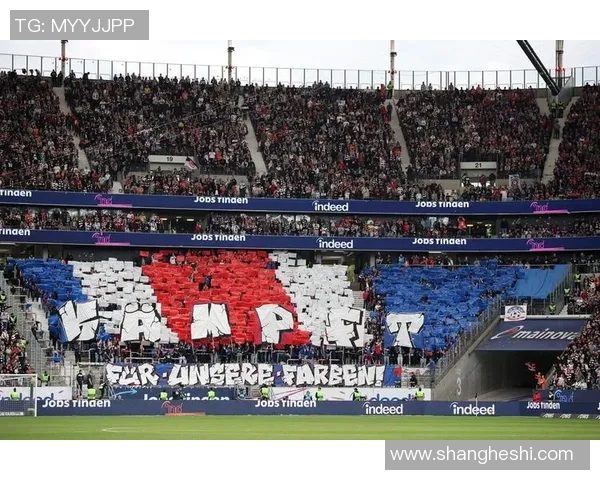 美因茨主场大胜,挤入德甲前十,豪取三分晋级战果